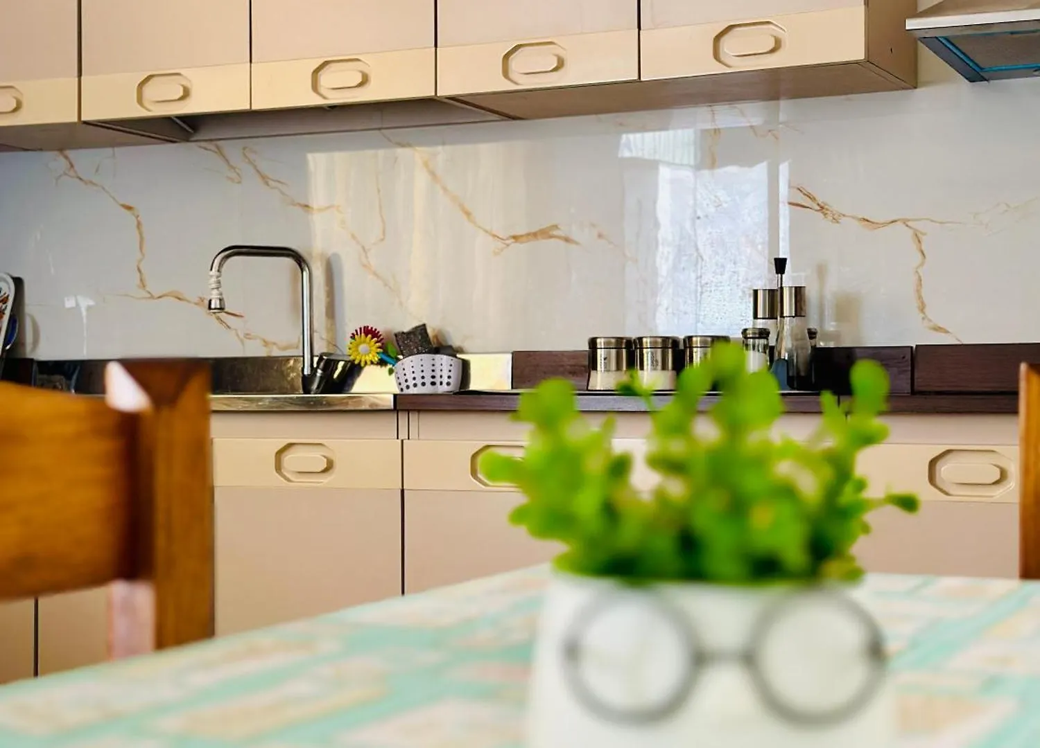 Dora Guesthouse Vlore 0*,
